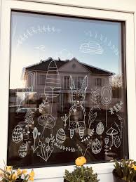 Ostern Chalk Marker On Glass Fenster Bemalen Mit Dem Kreidestift Easter Fensterdekoration Farbe Fur Glas Kreidestifte Fenster Kunst