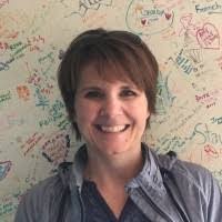 Leigh Dugan's Instagram, Twitter & Facebook