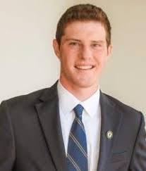 THE UNIVERSITY OF NOTRE DAME