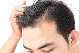 Besonders empfehlenswert, bei dünnem, feinen haar föhnfrisuren können ebenfalls einen großen unterschied machen. Wie Dein Dunnes Haar Voller Aussieht Barber Trends