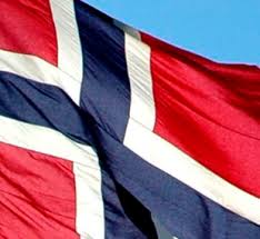 Det var da fredelig internasjonalt samarbeid brøt sammen at vi ble tvunget til å skjule vårt kjære norske flagg. Norsk Flagg Sydd I Flaggduk Oslo Flaggfabrikk