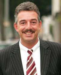 Charles Rettinghaus liest "Felipolis" von Bestseller Autor Akif Pirinçci,  in Berlin