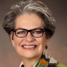 Shelley Springer's Instagram, Twitter & Facebook