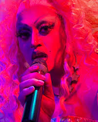 Sarah Spoon (@sarahspooncomedy) • Instagram photos and videos