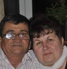 Camioneta chituci trei cubi jumate 6 m steri 2600,camioneta buștean 2400  lei pentru mai multe informati sunați la numărul de telefon 0765794604