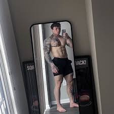 just about porn on X: RT @ikerov: Fresh out the shower  t.coobZmsvW4hS  X