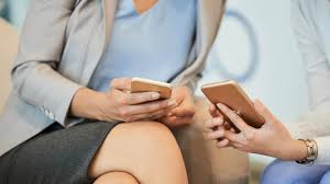 Despite the increasing dominance of online business tools, the humble business card still has an important role to play. Popl Set To Replace Business Cards With Instant Contact Sharing Los Angeles Startups Tech