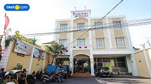 Same crunch as the classic, but so much. Hotel Summer Season Yogyakarta Yogyakarta Booking Murah Di Tiket Com