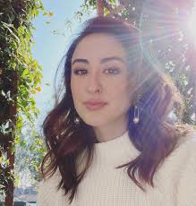 It's been a long time since I've worn this much makeup💋