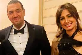 حلا شيحة تنفصل رسميا عن زوجها الكندى بالشهر العقارى فى الإسكندرية. Ø£ÙˆÙ„ Ø¸Ù‡ÙˆØ± Ù„Ø­Ù„Ø§ Ø´ÙŠØ­Ø© Ø¨Ø¹Ø¯ Ø·Ù„Ø§Ù‚Ù‡Ø§ Ø±Ø³Ù…ÙŠØ§ Ù…Ù† Ø²ÙˆØ¬Ù‡Ø§ Ø§Ù„ÙƒÙ†Ø¯ÙŠ ÙˆØ£Ù†Ø¨Ø§Ø¡ Ø§Ø±ØªØ¨Ø§Ø·Ù‡Ø§ Ø¨Ù…Ø¹Ø² Ù…Ø³Ø¹ÙˆØ¯ Ø´Ø§Ù‡Ø¯ ÙƒÙŠÙ ØªØ¨Ø¯Ùˆ