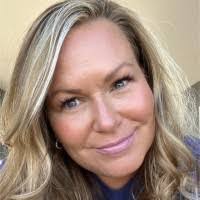 Michelle Mcclellan's Instagram, Twitter & Facebook