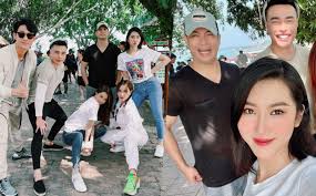 Trương thế vinh đánh bài thua trắng túi suýt chút dùng tình trả nợ | cây táo nở hoa. Thuy Ngan Khoe áº£nh Há»™i Báº¡n Biá»ƒu Cáº£m Cá»§a TrÆ°Æ¡ng Tháº¿ Vinh Gay Chu Y