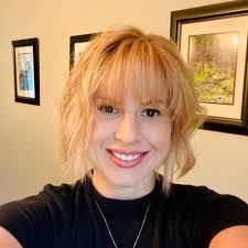 Danielle Rocheleau's Instagram, Twitter & Facebook