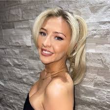 Sandra Maio's Instagram, Twitter & Facebook