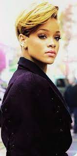 Curly short hairdos sometimes really hard to handle and giving a style. Rihanna Rihanna Hairstyles Short Hair Styles Cute Hairstyles For Short Hair