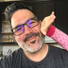 Ben Coronado (@BenCoronado98)