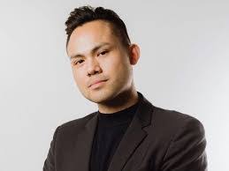 Andrew Dinh's Instagram, Twitter & Facebook