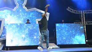 An a to z list of celebrities. Masken Laserschwerter Message Hiphop Pioniere Iam Rocken In Colmar Chilli Freiburg Stadtmagazin