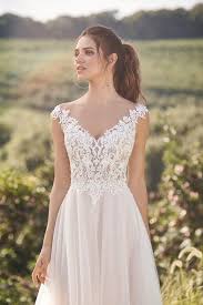 Maybe you would like to learn more about one of these? Ihr Traumhochzeitskleid Finden Sie In Der Herbst Winter Kollektion 2020 Von Lillian West Hochzeitskleid Berlin Kleider Hochzeit Brautkleid