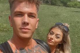 Woman posts bathroom selfie before spotting…