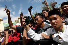 About 88% of the population is muslim. It S Dangerous Sinaga Case Fuels Lgbt Backlash In Indonesia Human Rights News Al Jazeera