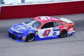 How to watch and live stream nascar online (some for free). Draftkings Dfs Nascar Picks Plays For Bank Of America Roval 400