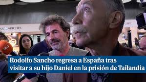 Rodolfo Sancho regresa a España tras visitar a su hijo Daniel en la prisión  de Tailandia
