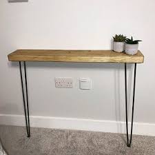 Table Etroite De Console Avec Des Pattes Depingle Table Etsy In 2020 Narrow Console Table Rustic Hallway Table Rustic Console Tables