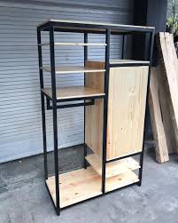 Partisi ruangan, meja, lemari dapur, meja tv, hingga rak piring. Woodworking Panosundaki Pin