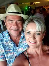 Annette Janes's Instagram, Twitter & Facebook