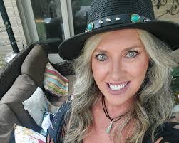 Brandy Harper's Instagram, Twitter & Facebook