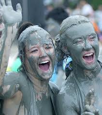 Gina Benge's Instagram, Twitter & Facebook