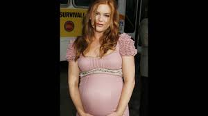Isla fisher is pregnant with her third child with sacha baron cohen. Isla Fisher Shows Off Her Pregnant Belly Youtube