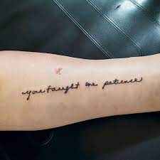 For this man, the script with a few stylish lettering is the right choice. Elizabeth Comport Artist