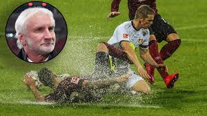 Buy leverkusen from david austin with a 5 year guarantee and expert aftercare. Rudi Voller Wutend Nach Regen Remis In Nurnberg Bayer Boss Wollte Spiel Absage Sportbuzzer De