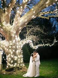 See more ideas about centerpieces, lighted centerpieces, glow in the dark. 21 Winter Wedding Decoration Ideas You Ll Want To Copy