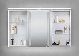 Kalt/warmweiß 1 doppelsteckdose glaseinlegeböden 2 aufbewahrungsboxen 1. Designbaeder Com In 2020 Badezimmer Spiegelschrank Badezimmer Spiegelschrank 120 Cm