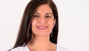 La diputada Claudia Barrientos cuestiona la adhesión al RIGI: “Debemos  debatir más” En una entrevista con Radio Vanguardia, la diputada provincial Claudia  Barrientos, del bloque Por Santa Cruz, expresó sus reservas sobre