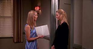 Lisa kudrow says phoebe was a twin to cover 'mad about you' role. Friends Phoebe Vs Ursula Buffay These Very Different Twins Actually Do Have Some Things In Common Graph