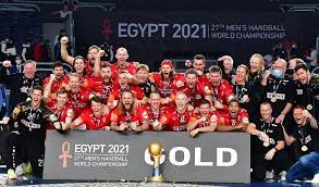 Kan danmark gentage succesen fra vm i 2019 og genvinde guldmedaljerne samt titlen som verdens bedste herrelandshold i håndbold? Vm Liveblog Danmark Forsvarer Vm Guld Flensborg Avis Nyheder Baggrundstof Fra Sydslesvig Graenselandet Fla