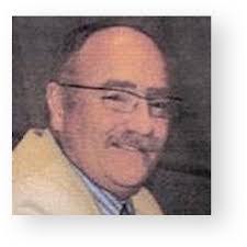 Robyn Calhoun's Instagram, Twitter & Facebook