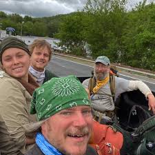 Hitchhiking unusual items