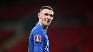 Premier league footballer from stockport, phil foden, and his girlfriend rebecca cooke, 18, are believed to have welcomed a baby boy ten days the purchase, which followed foden's footballing success, saw the young star move from his modest home in stockport to an affluent part of south. Mit Nur 20 Jahren Fussballstar Phil Foden Wird Wieder Vater Promiflash De
