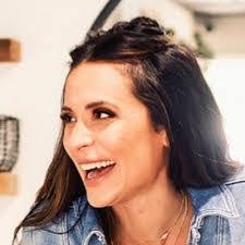 Kristin Rinker's Instagram, Twitter & Facebook