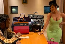 It will follow up 2018's culture ii and each member's debut solo studio albums, released between october 2018 and february 2019. Migos Birkin