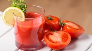 Kandungan kalori dalam jus tomat terbilang cukup rendah, disamping itu jus tomat kaya akan serat kandungan vitamin b1 dalam jus tomat, terbukti mampu mengubah kadar gula dalam darah. 11 Manfaat Jus Tomat Bagi Wanita Dan Pria
