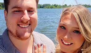 Laurel Underwood and Kyle Thwaites' Wedding Website