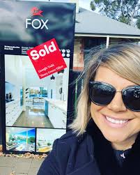 R O S E ~ P A R K 78 Alexandra...