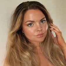 Vanessa Murphy's Instagram, Twitter & Facebook