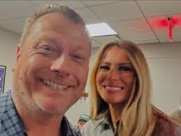 Ola Pope's Instagram, Twitter & Facebook